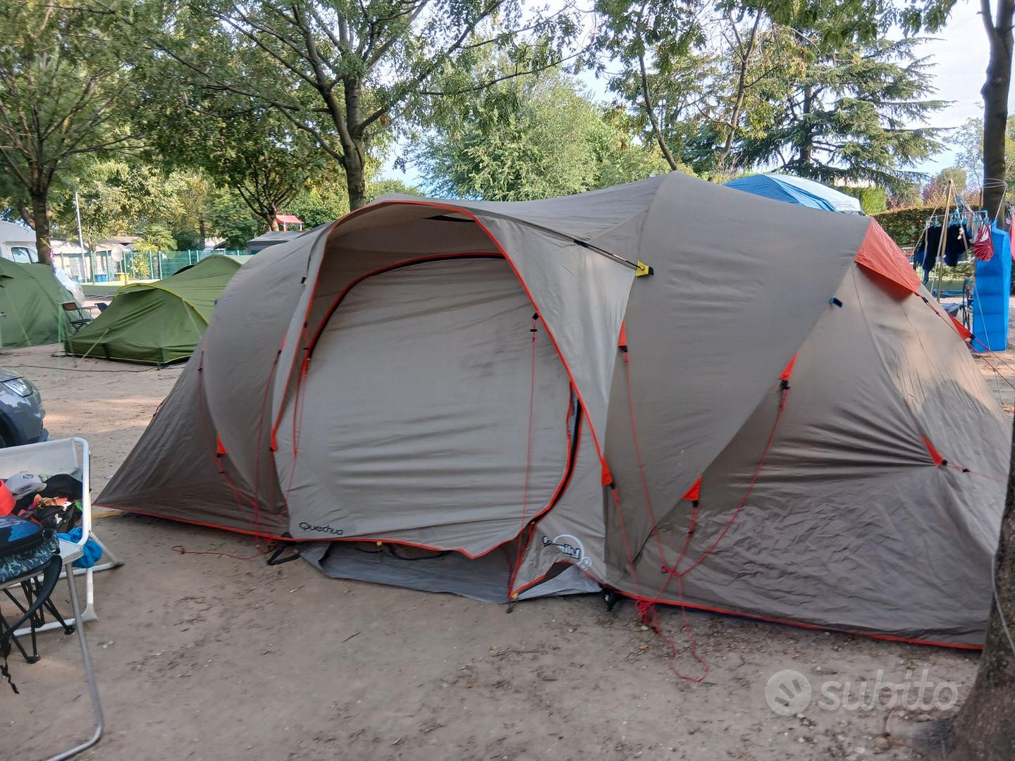 quechua-tenda-4-posti-470tge-1.jpg Tenda Quechua 4 posti 2 second Sports In vendita a Pordenone - immagine 1