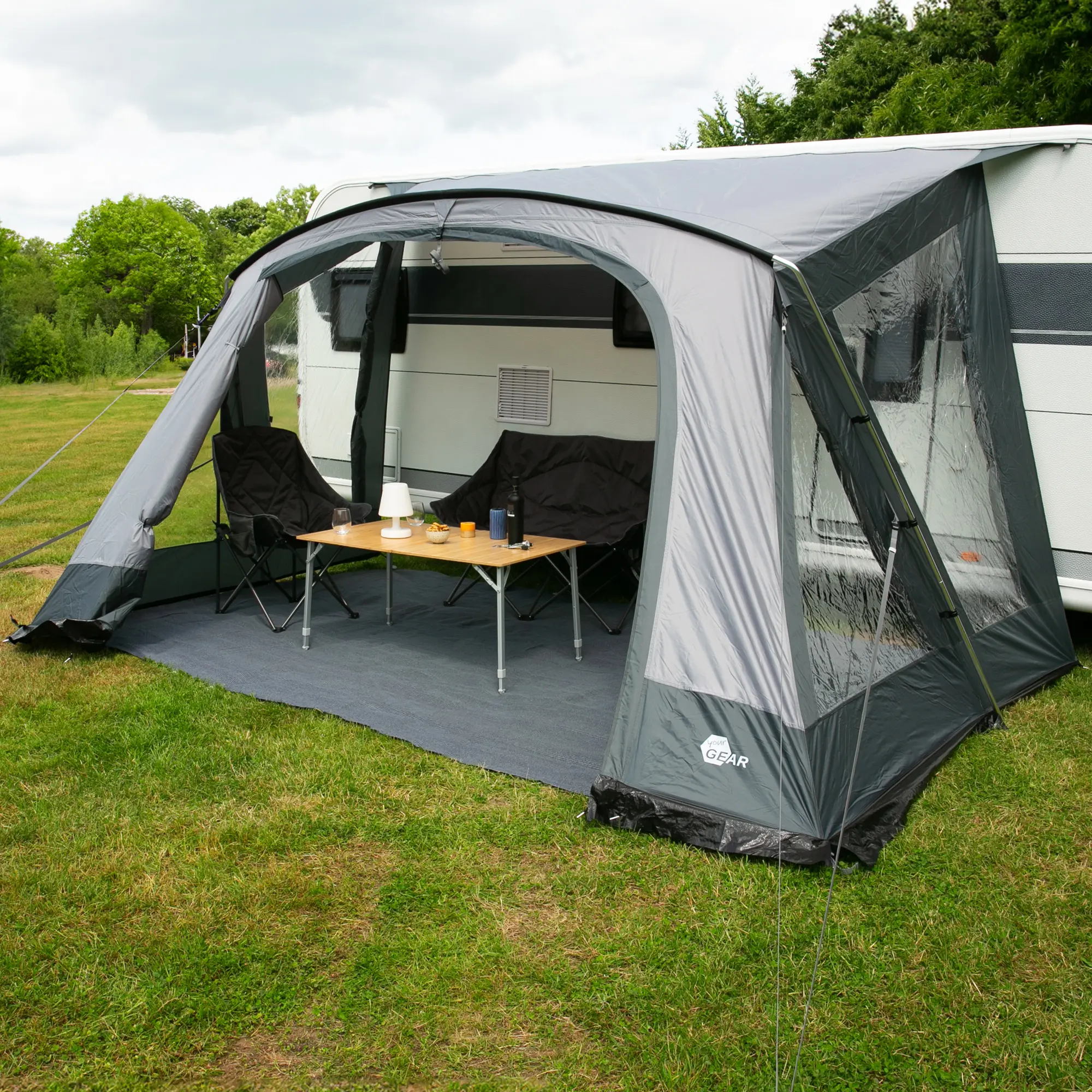 veranda-per-tenda-da-campeggio-588ycl.webp 2nd Chance your GEAR Veranda Positano 400 Tenda da sole per caravan, 4 finestre, porta grande, UV 50+ (71458) - immagine 1